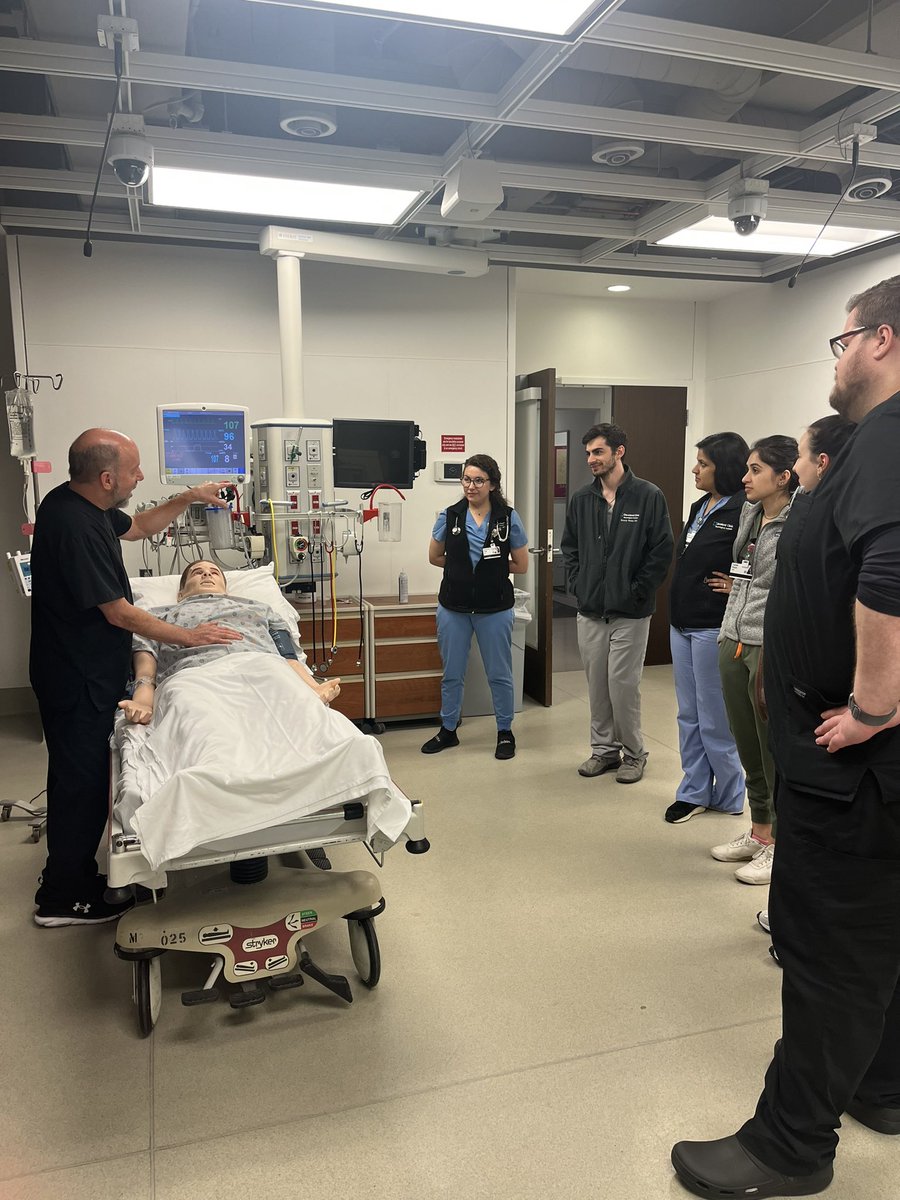 CEHassett88's tweet image. Another year, another successful neurology bootcamp! These PGY2s are ready to bust a clot, reverse anticoagulants, and 23.4% their way through PGY2 year! #MedTwitter #ccfneuro #simed