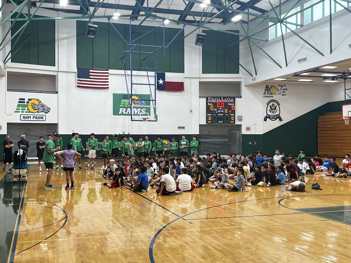 Gabriela Elliott (@eastlake_middle) on Twitter photo Montwood High School Summer Basketball Camp was a total DUNK! Thank you <a href="/CoachTucker_MHS/">Konner Tucker</a> for such a fun week of ball for our student athletes! We appreciate you and rest of the team! Go Rams. <a href="/MontwoodHS/">David Herrera</a> 🏀 #TeamSISD Montwood High School Summer Basketball Camp was a total DUNK! Thank you <a href="/CoachTucker_MHS/">Konner Tucker</a> for such a fun week of ball for our student athletes! We appreciate you and rest of the team! Go Rams. <a href="/MontwoodHS/">David Herrera</a> 🏀 #TeamSISD