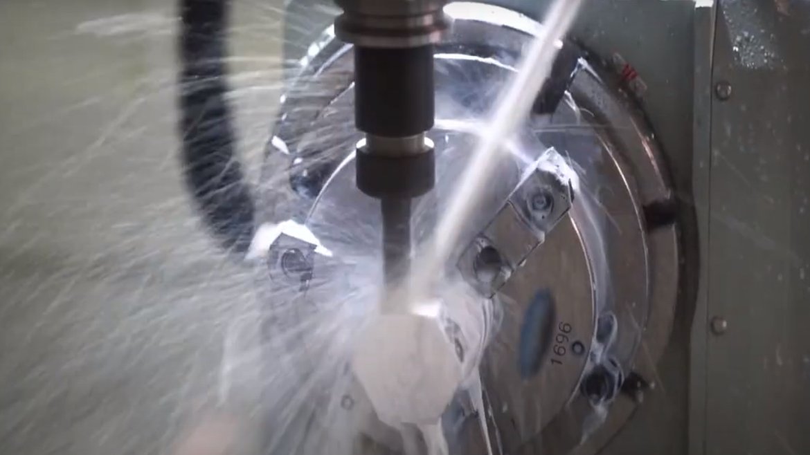 Up next in our How it Works video series on #Lubrizol360 is an in-depth look at #metalworking fluid. Learn why most #machining operations can't function without it: go.lubrizol.com/77953pb2