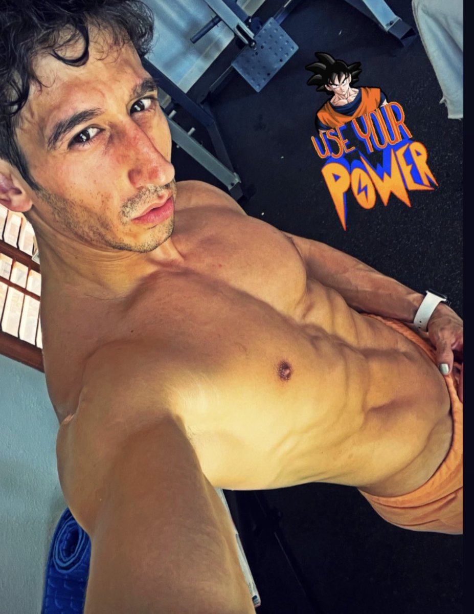 QuikilloTG's tweet image. Great Thursday! Don’t forget to workout. 
#breaksweat #fitthursday #FitCheck #fitnessjourney #healthaboveall #workout #exercise #lift #getstronger #smartnutrition #livehealthy #model #useyourpower #animeboy #80skid