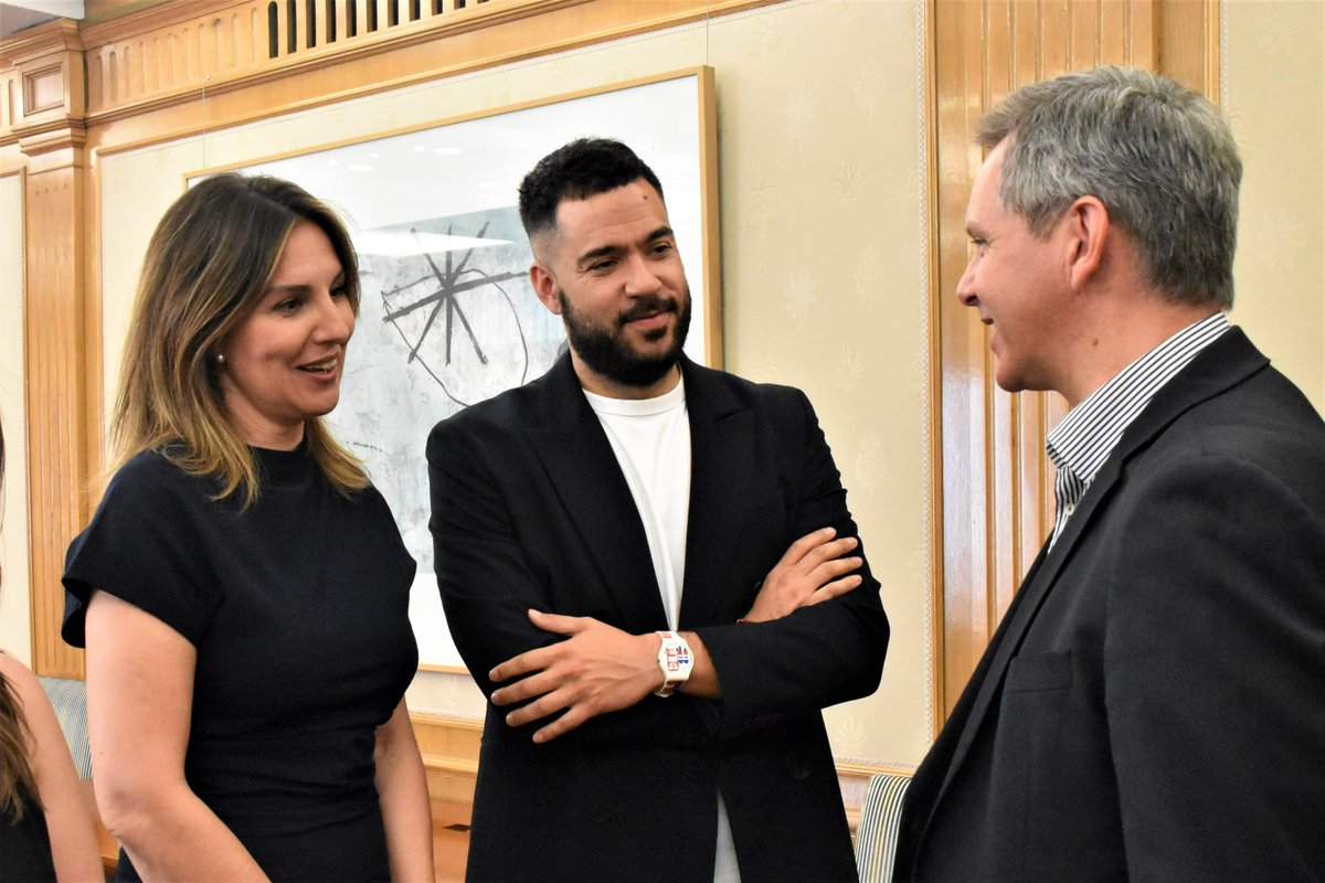 sanidadgob's tweet photo. ✅ Miñones ha reafirmado el compromiso del Gobierno con la protección del derecho a la salud de todas las personas, sin que haya brechas de género ni inequidades por cuestiones de género al acceso a la Sanidad. https://t.co/I0zwwsTVs2