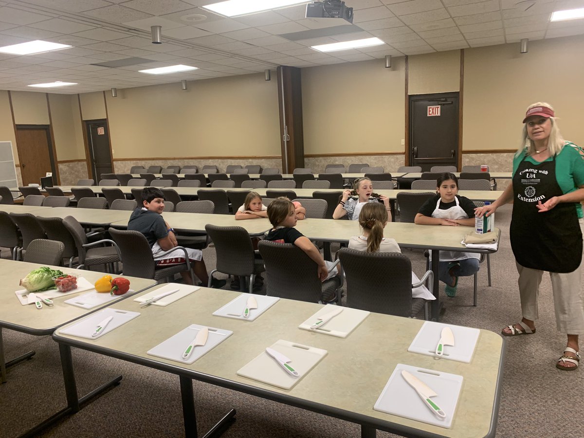 4-H cooking camp at Keiser