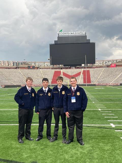 MiddletownFFA's tweet photo. We are heading home from Maryland State FFA Convention.   We have had a blast the past three days with 17 students!  Congrats to all!  We are so proud of you!  

@MarylandFFA  #makingwaves #ffa https://t.co/JID8H84ZXy