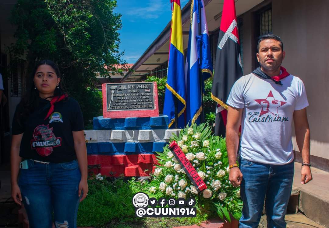 Entrega Florar y Guardia de Honor en Conmemoración del 44 aniversario del Tránsito a la Inmortalidad de nuestro Héroe y Mártir Eddy Rizo Zeledón.

#SiempreMasAlla
#CUUN1914