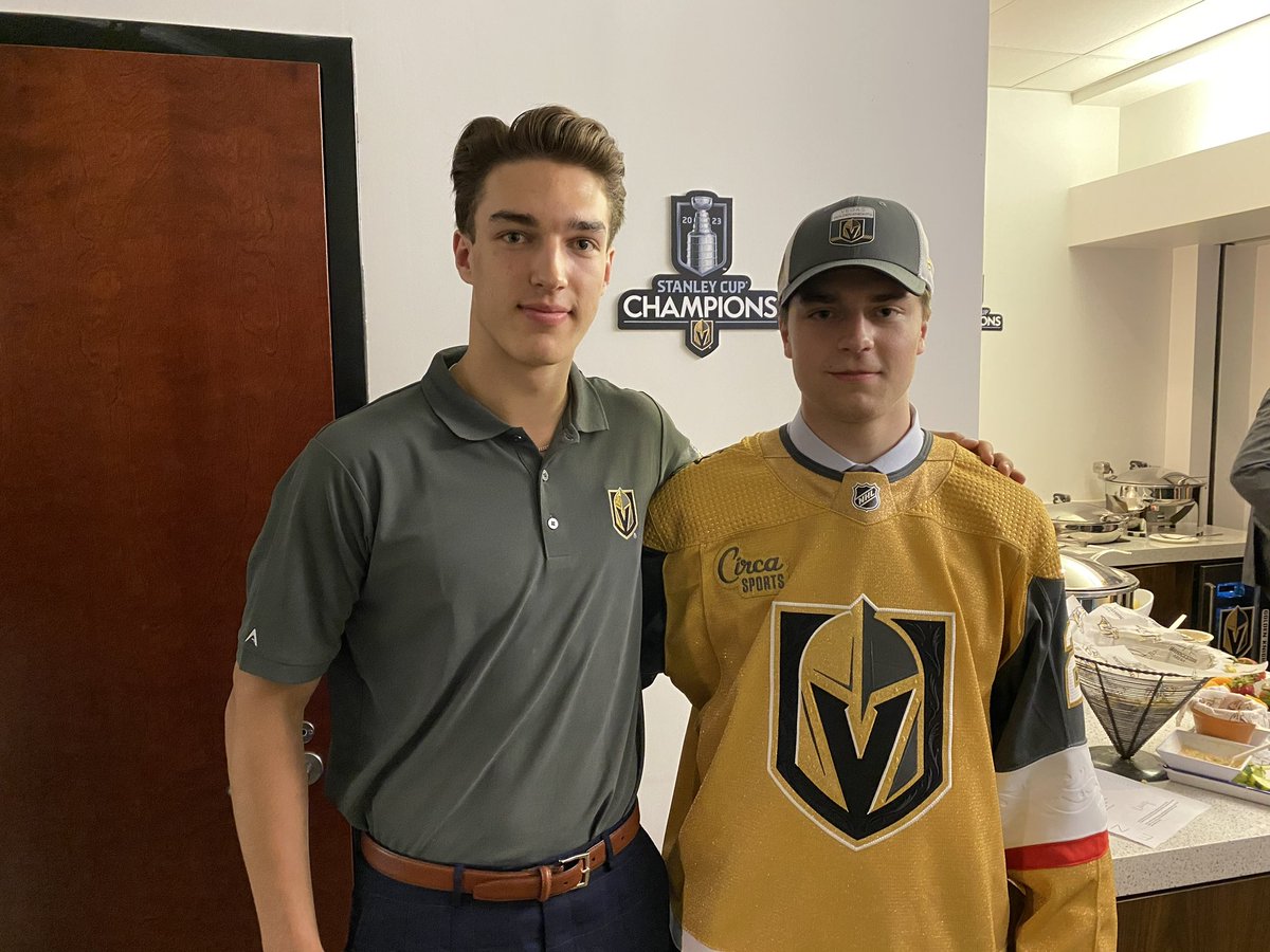Say hello to our newest Golden Knights! 👋⚔️ #VegasBorn