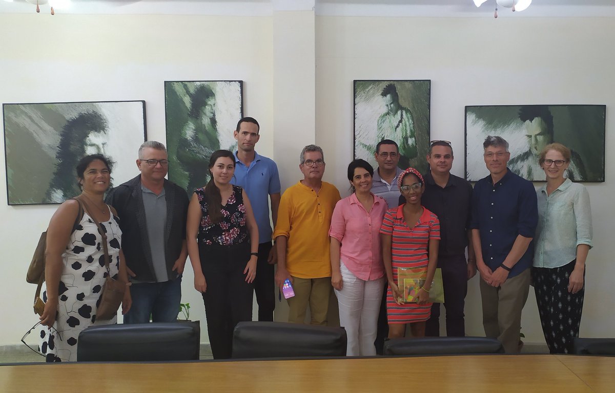 Yolig94's tweet photo. Recibimos a la empresa británica Caribbean Research and Innovation Collaboration for Knowledge Exchange and Transfer (CRICKET CIC) hoy en el CIDEM.
Conocieron sobre las investigaciones, el desarrollo y la escala de productos. Además visitaron la Planta Experimental de #LC3 https://t.co/M7ss7cXL4g