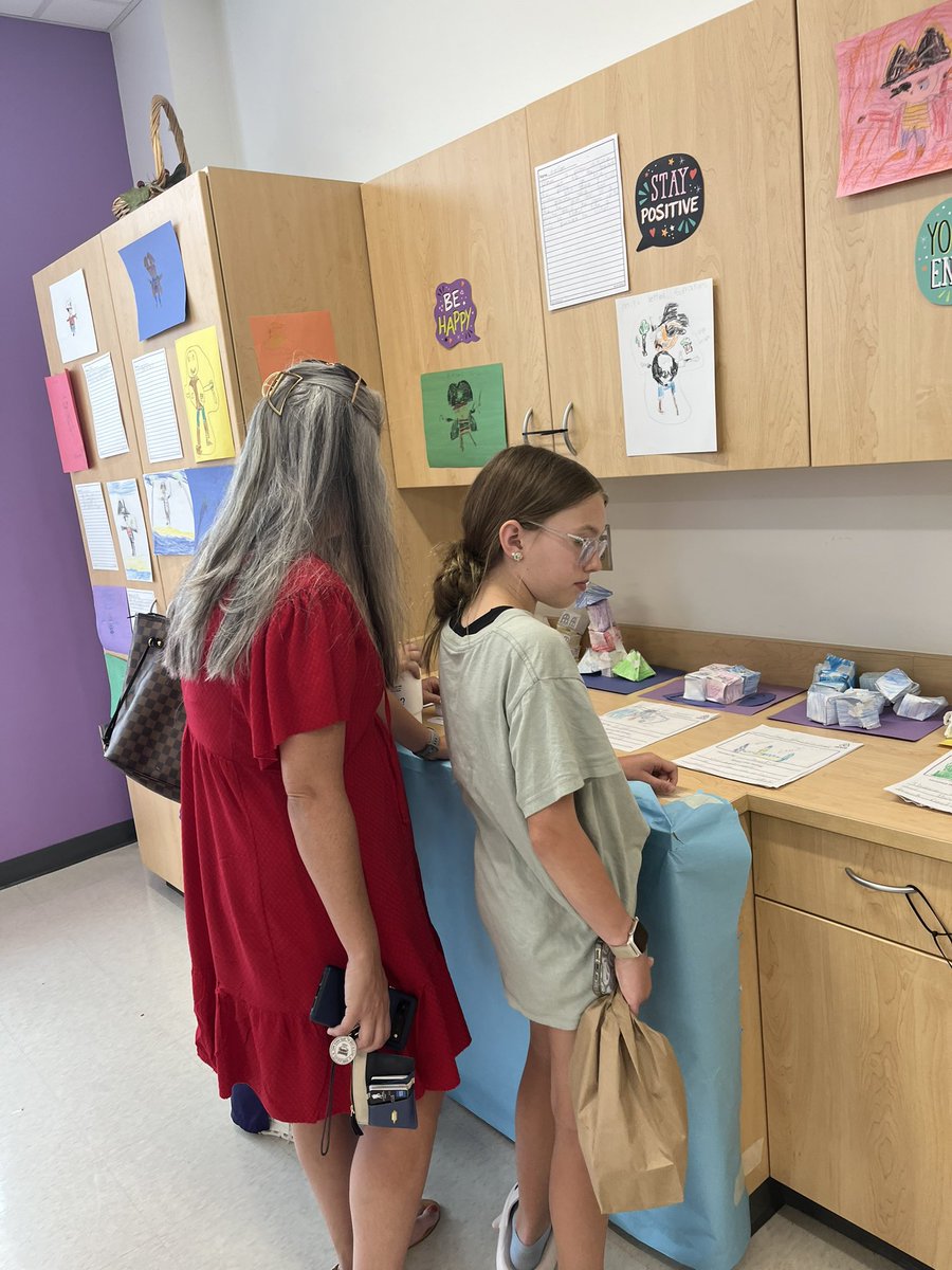 PrimarilyMedia's tweet photo. The parent showcase was a ⭐️ SUCCESS ⭐️ at all four of our #ReadtoAchieve sites. Ss worked hard. Thank you teachers for your commitment to Ss learning. #NCReadLeadSucceed #rtareadingcamp #CabCoSchools #SummerReading #Summerlearning #ReadtoAchieve #ParentShowcase #Relationships https://t.co/RmV7n1CM5Q