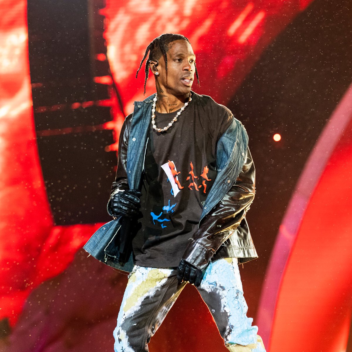 PopBase's tweet image. Reuters reports that Travis Scott is facing possible criminal charges for the Astroworld Festival crowd crush in 2021 that left 10 people dead.