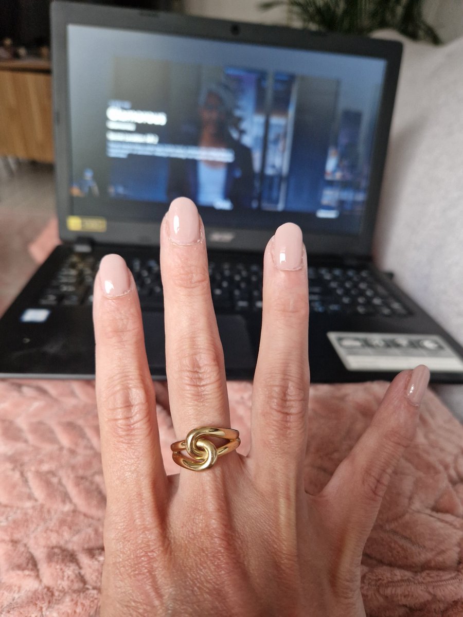 EkesPolderGlam's tweet photo. Ik kan toch extreem gelukkig worden van een stel goed gelukte nagels 🥰
#doonails #cappuccino #zoleerjenogeensgeduldigworden https://t.co/5tpMriwcUY