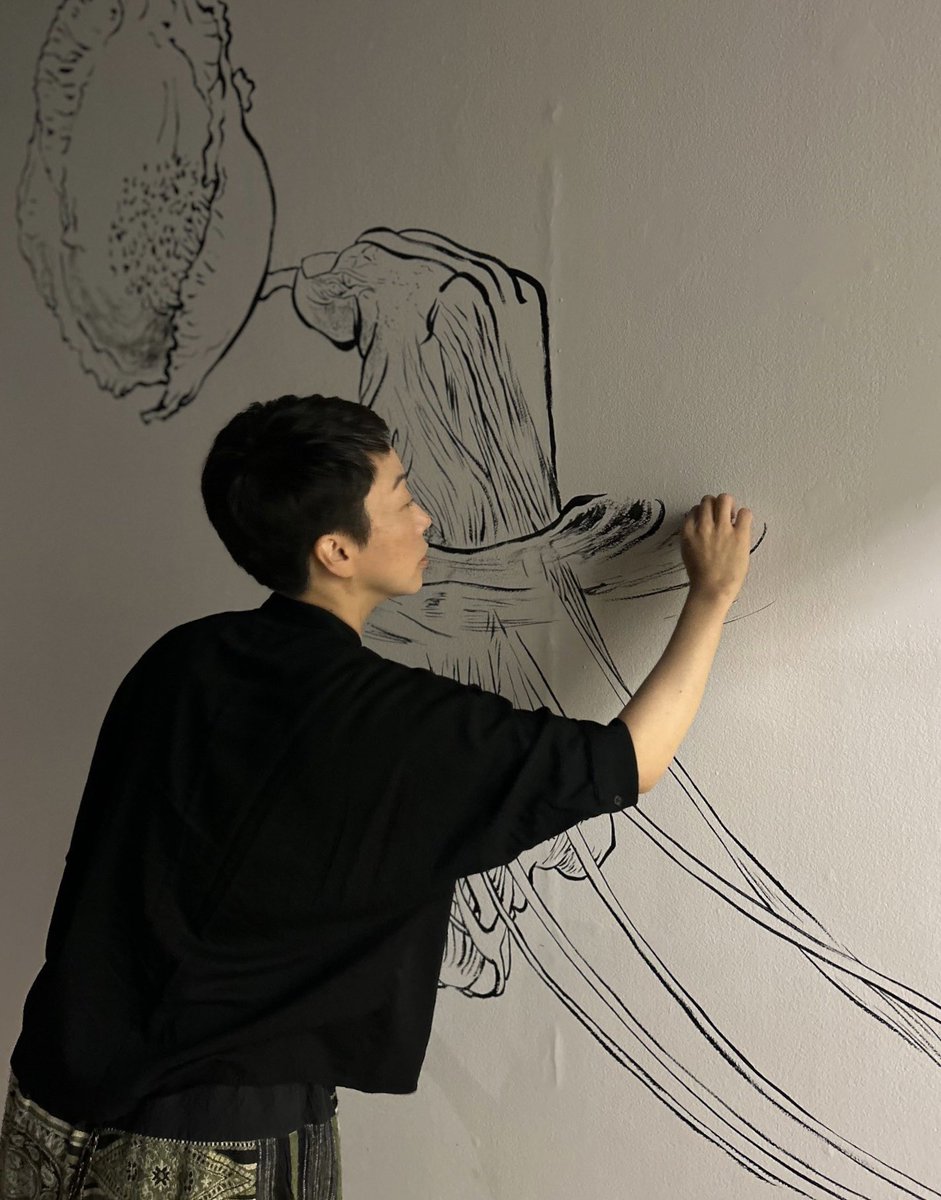 TransformerStat's tweet image. The Cleveland Museum of Art announces it will assume ownership, management, and daily operations of Transformer Station starting in July.
 
For more information, upcoming exhibitions, and summer events, follow @ClevelandArt and visit bit.ly/42ZPah7.