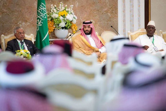 KSAEJ3's tweet photo. عاجل:

ولي العهد من منى:

السعودية جعلت خدمة الحرمين الشريفين في مقدمة اهتماماتها.

 #ولي_العهد_يستقبل_ضيوف_الحج https://t.co/my9za739W1