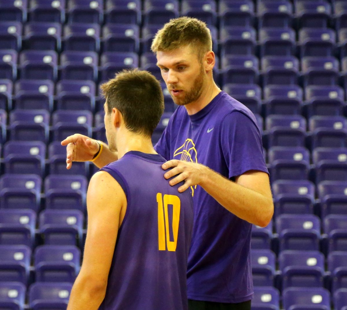 UNImbb's tweet photo. Always an opportunity to learn 🏀 

#EverLoyal https://t.co/20cgrQq3Ux