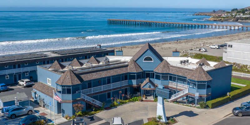 ShorelineInnCA's tweet photo. Sweet Summer Time in Cayucos ☀ - https://t.co/C4UmG6f6Hq https://t.co/r1GEu6JhLt