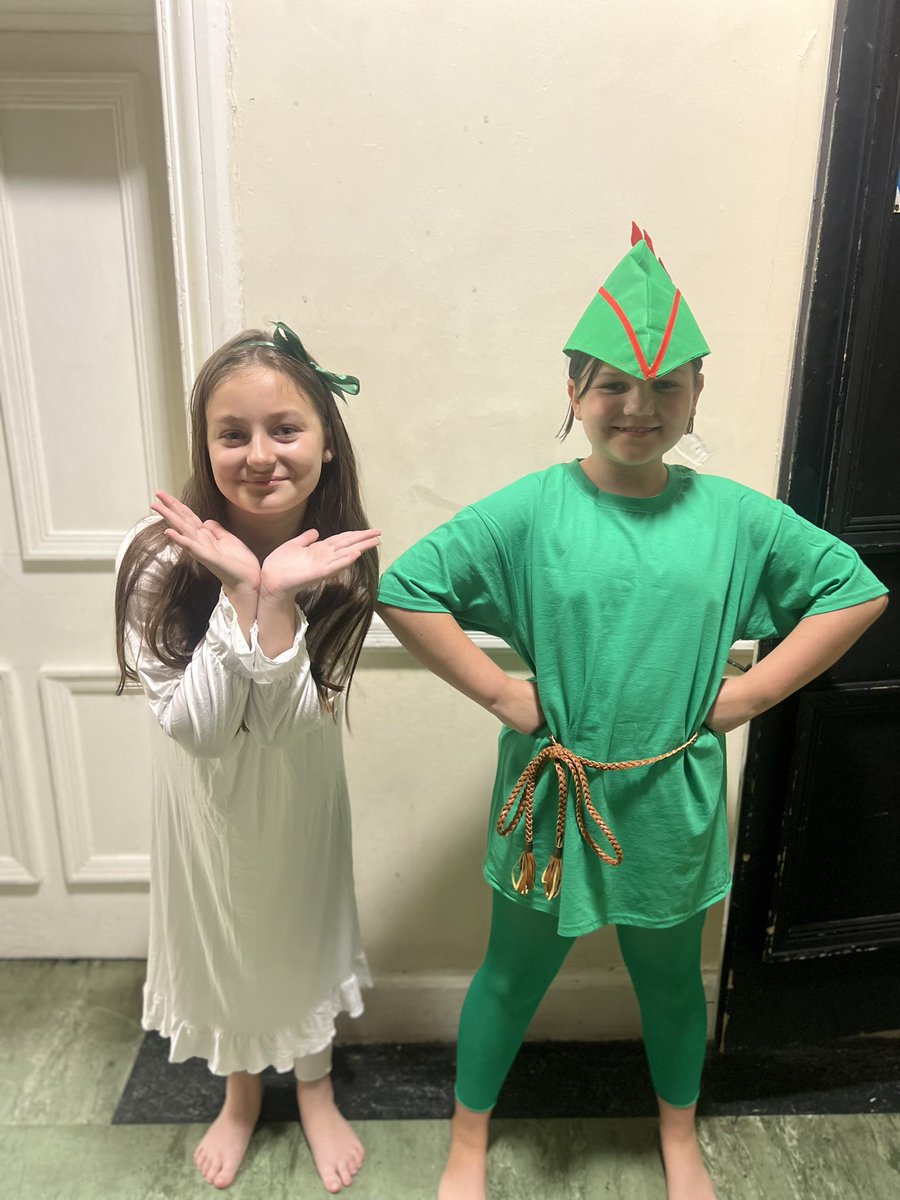 Miss Forster tweet media