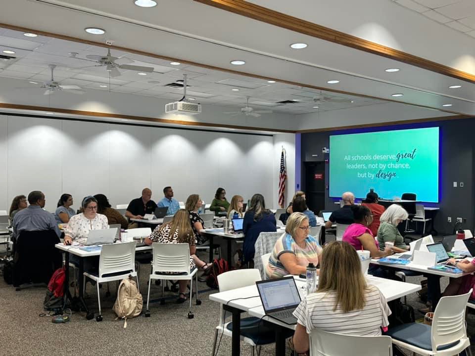 Region12Leaders's tweet photo. We kicked off our Leadership Series (cohorts 1 & 2) this week… if you missed session 1 there’s still time to get registered to participate in the remainder of the series. For more info >> https://t.co/PBB9zYwYzB #R12LLAC https://t.co/GAJ42Q1Ka9