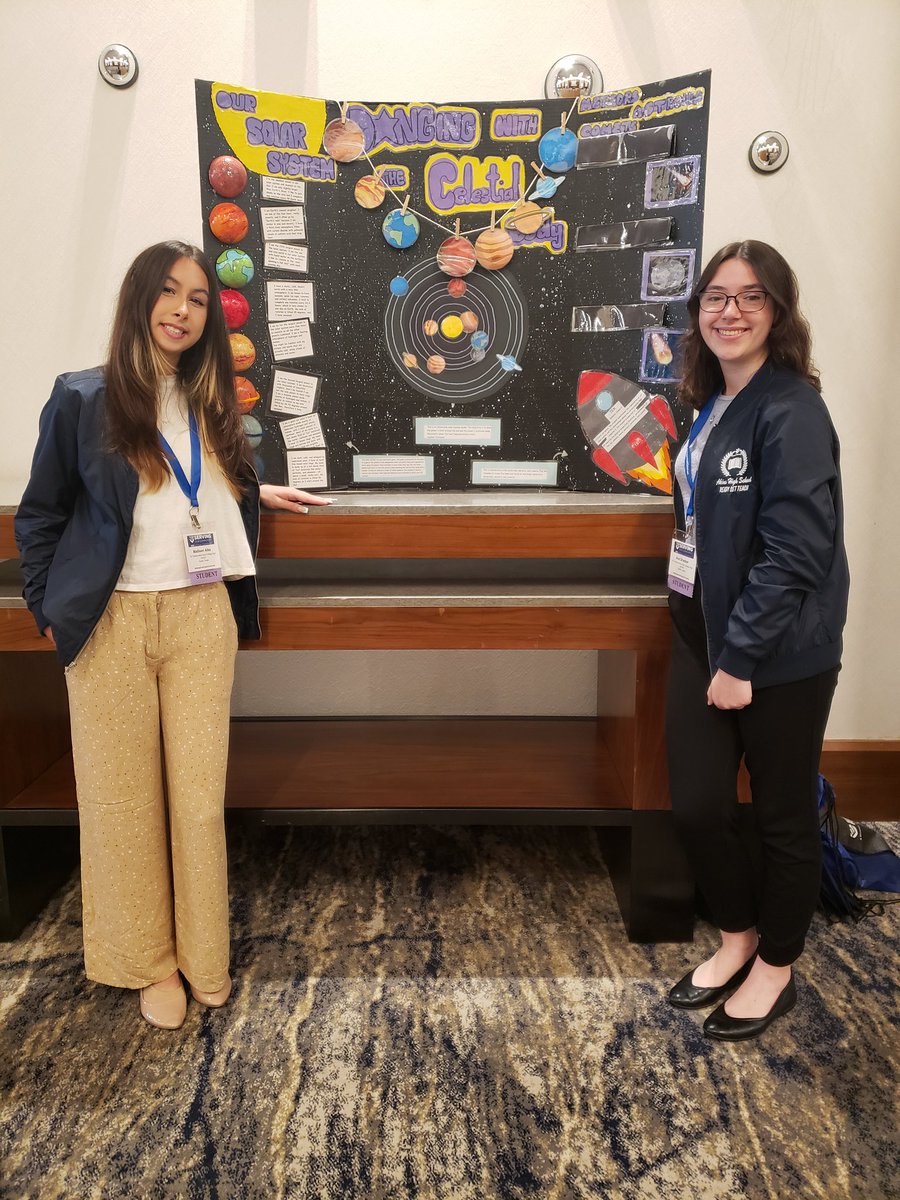 🍎Our amazing Ready Set Teach students representing @AkinsAISD and @AustinISD @AISD_CTE at the Educators Rising National Conference in Orlando! We are so #AISDPROUD! #futureteachers #hopeforthefuture #teacherfit  @Ms_Tijerina