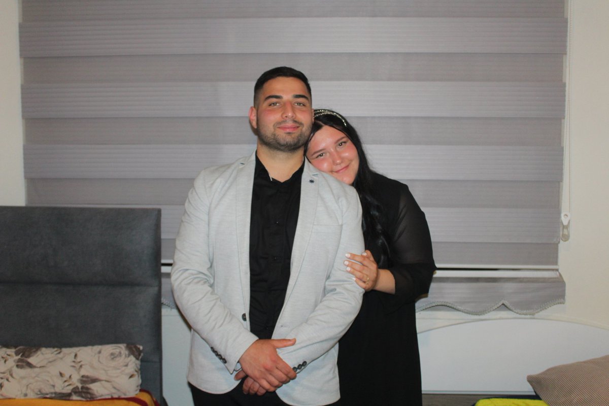 Bazı pozların verilmesi  bazı fotoğrafların çekilmesi gerekiyordu ❤️