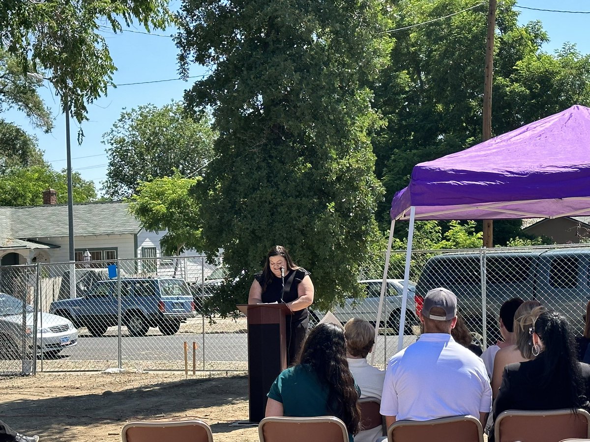 CityofReno's tweet photo. Ground has been broken for Dick Scott Manor in Ward 3! This 12-unit affordable housing apartment project is restricted at or below 50 percent of the Washoe County Area Median Income (AMI) and for Veterans experiencing homelessness. https://t.co/F0Hmnt68Up