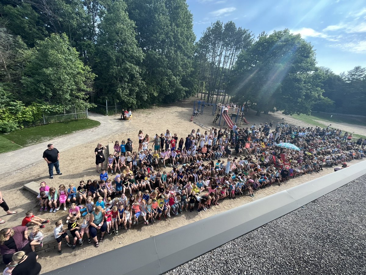 Megan Francis tweet media