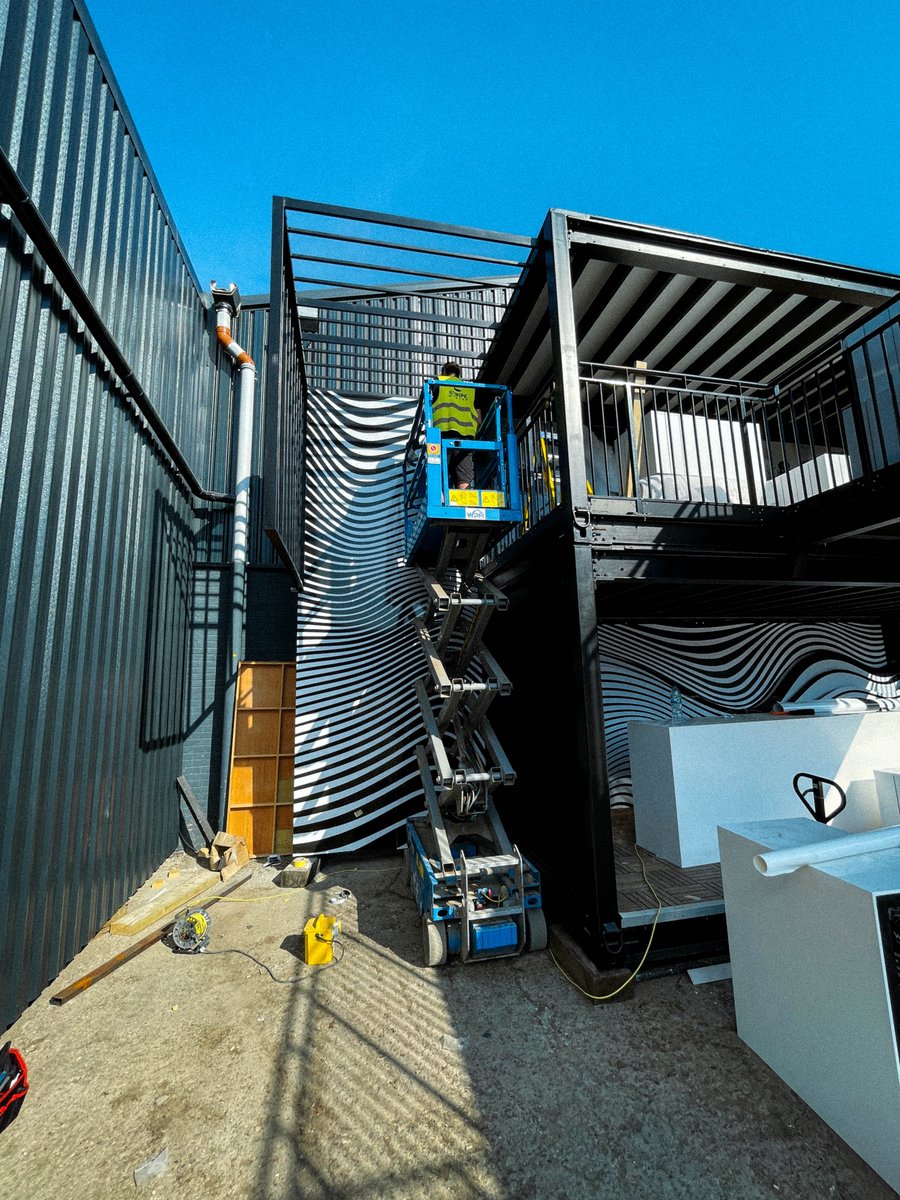 Stripe Master Telford | Vinyl Wrapping Experts tweet media