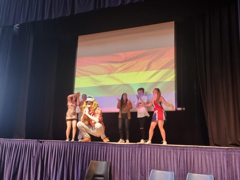 And the winner of our Lip Sync battle is Mr Mitchell! He more than deserved the support and applause from our wonderful audience. What a way to finish your year at GHS 🙌🤘