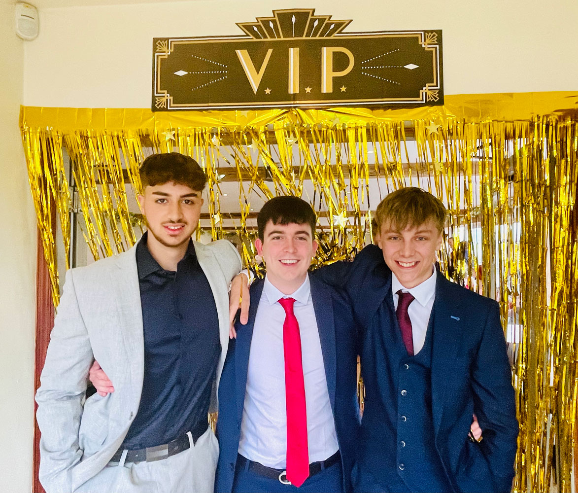 Our Year 13 students had their prom last week and got to end their time with us on a high note. We wish all of you the best of luck in your journeys beyond Ryburn.