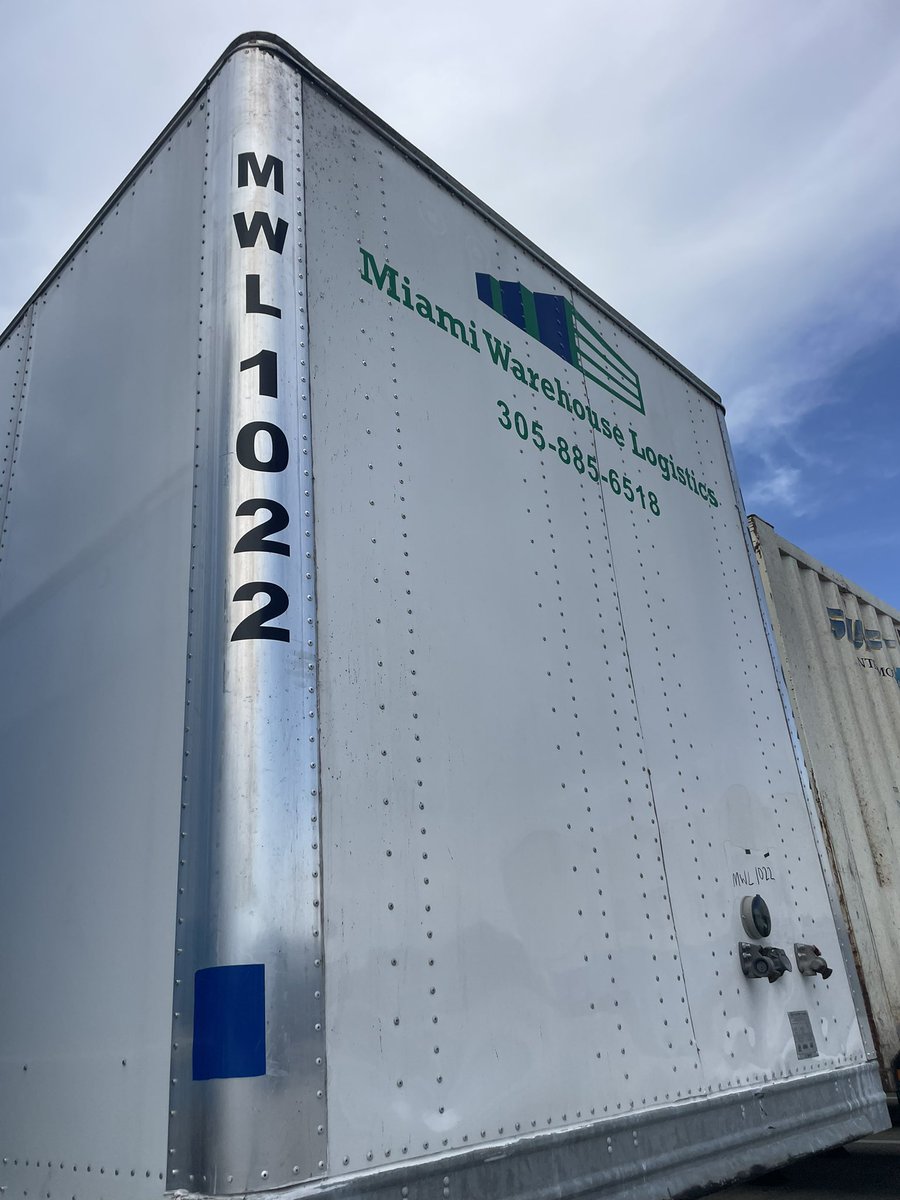 SignsAllSign's tweet photo. Custom Vinyls &amp; Decals for Miami Warehouse Logistics.  If you want to see more, follow us! https://t.co/ndhB0EDB92 #signs #sign #miami #vehicle #signmiami #vehiclewrap #vinyls #truckvinyl #truck #signage #signagedesign #designsignage #signlettering #signletters https://t.co/jbIzxNhqje