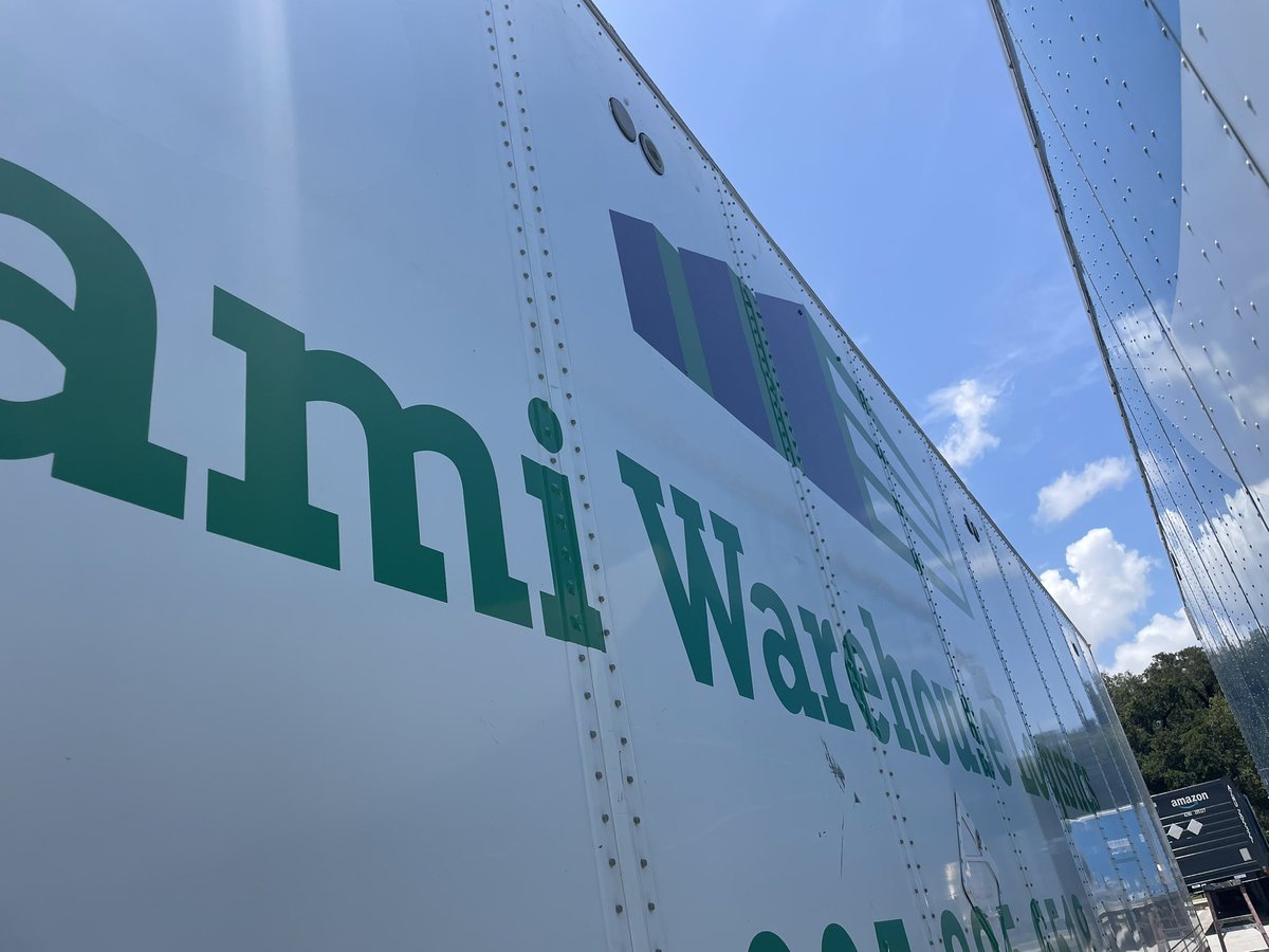 SignsAllSign's tweet photo. Custom Vinyls &amp; Decals for Miami Warehouse Logistics.  If you want to see more, follow us! https://t.co/ndhB0EDB92 #signs #sign #miami #vehicle #signmiami #vehiclewrap #vinyls #truckvinyl #truck #signage #signagedesign #designsignage #signlettering #signletters https://t.co/jbIzxNhqje