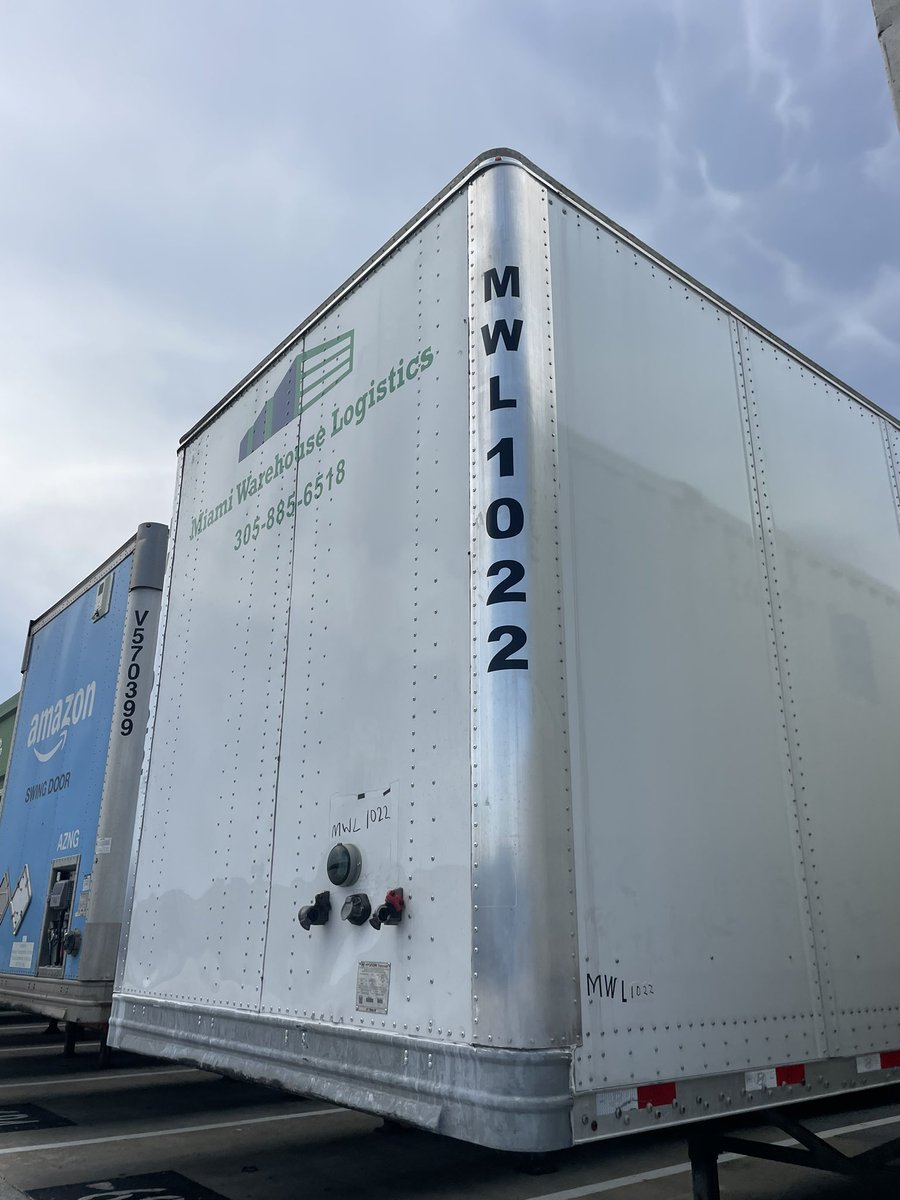 SignsAllSign's tweet photo. Custom Vinyls &amp; Decals for Miami Warehouse Logistics.  If you want to see more, follow us! https://t.co/ndhB0EDB92 #signs #sign #miami #vehicle #signmiami #vehiclewrap #vinyls #truckvinyl #truck #signage #signagedesign #designsignage #signlettering #signletters https://t.co/jbIzxNhqje