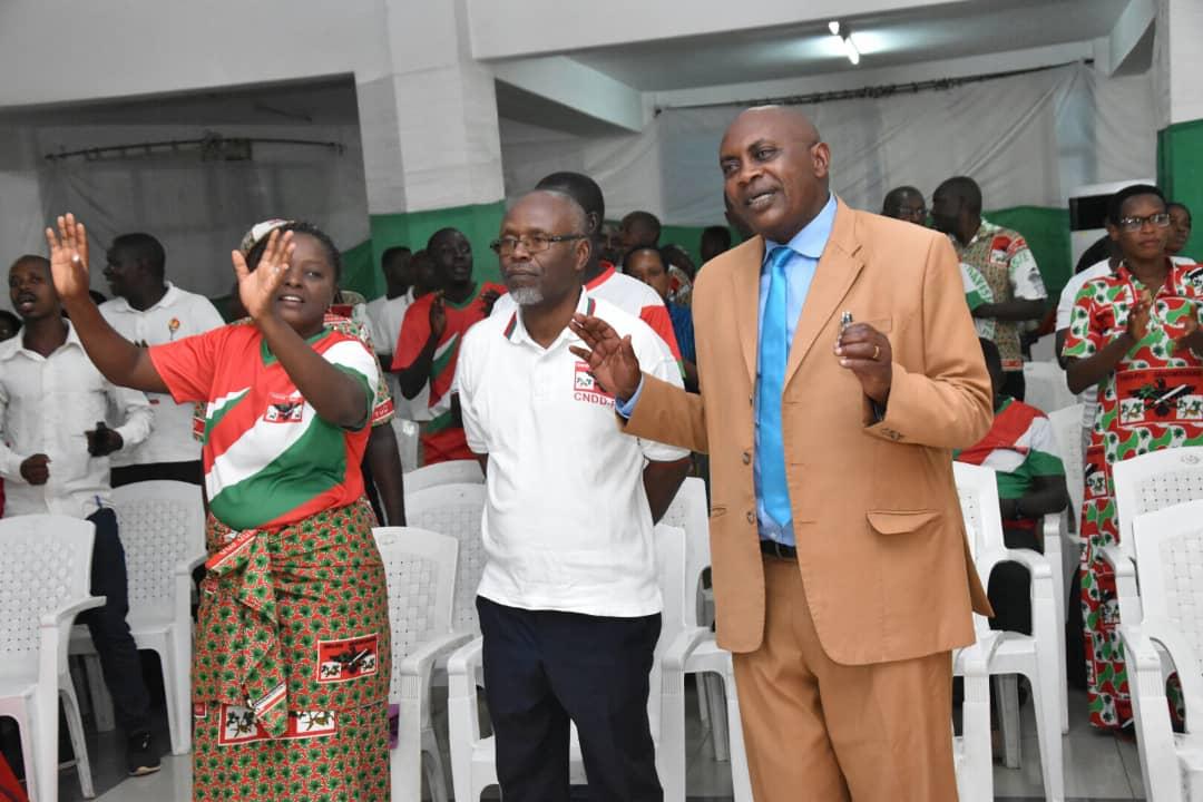 UBUMWE on Twitter "Nk'uko vyama buri wa kane urangiza ukwezi,umugambwe