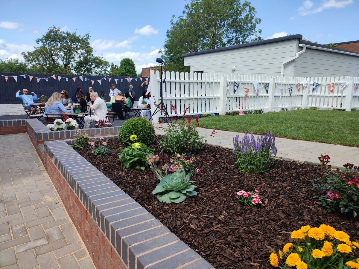 HEADWARD_UK's tweet photo. #gambling #gamblingaddiction  As a Trustee @gordonmoodyorg I could not be more impressed with our newest offering:  A Women's residential treatment centre. Well done to our amazing staff members who have made this possible! Open from 10th of July and self-referrals are welcome! https://t.co/LvebDWfLoC