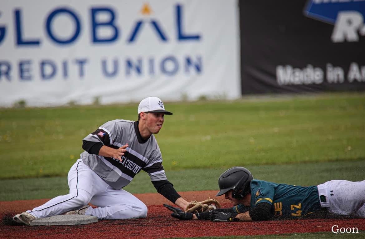 LC Baseball Club tweet media