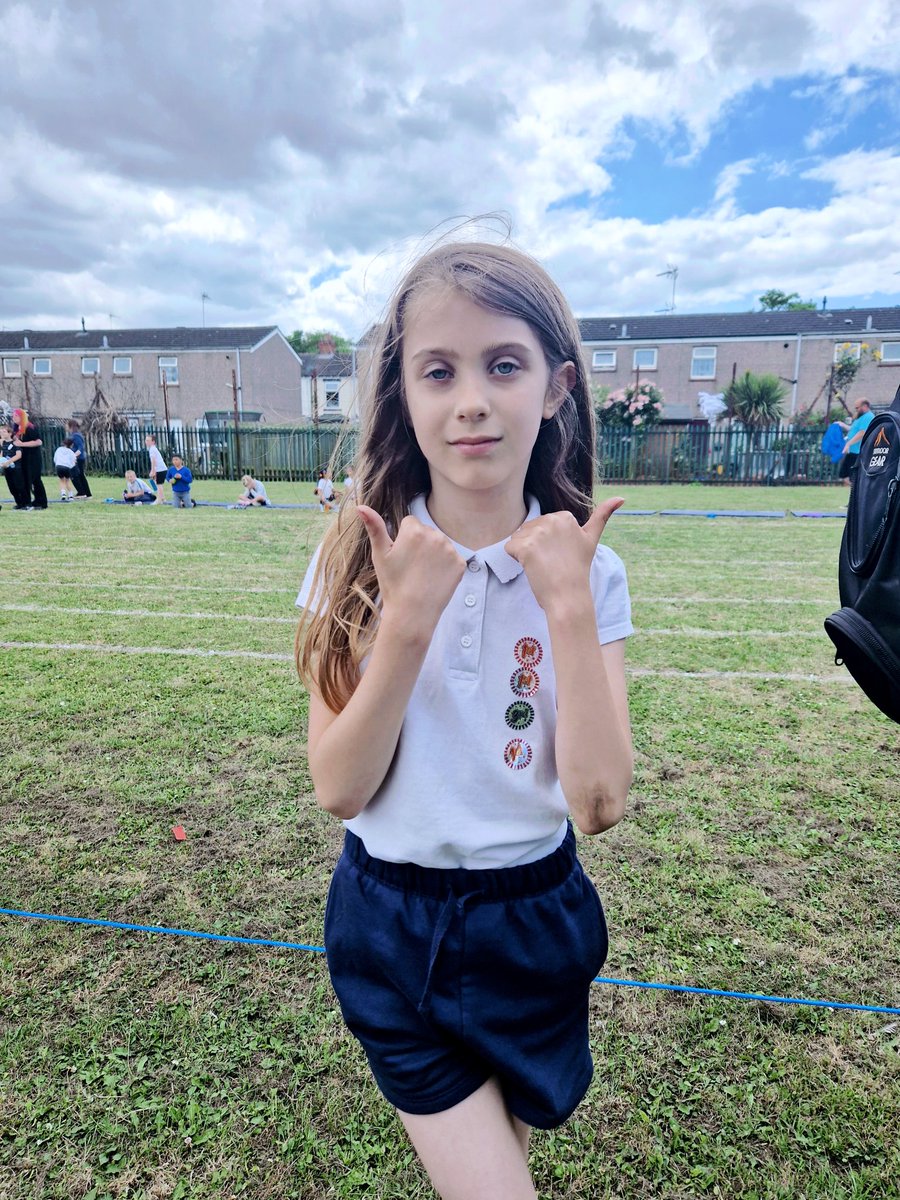 _lorilea_'s tweet photo. 🏆🏆🏆 #sportsday #proudmum 

@DeltaEstcourt https://t.co/Vhh2SEkQpK
