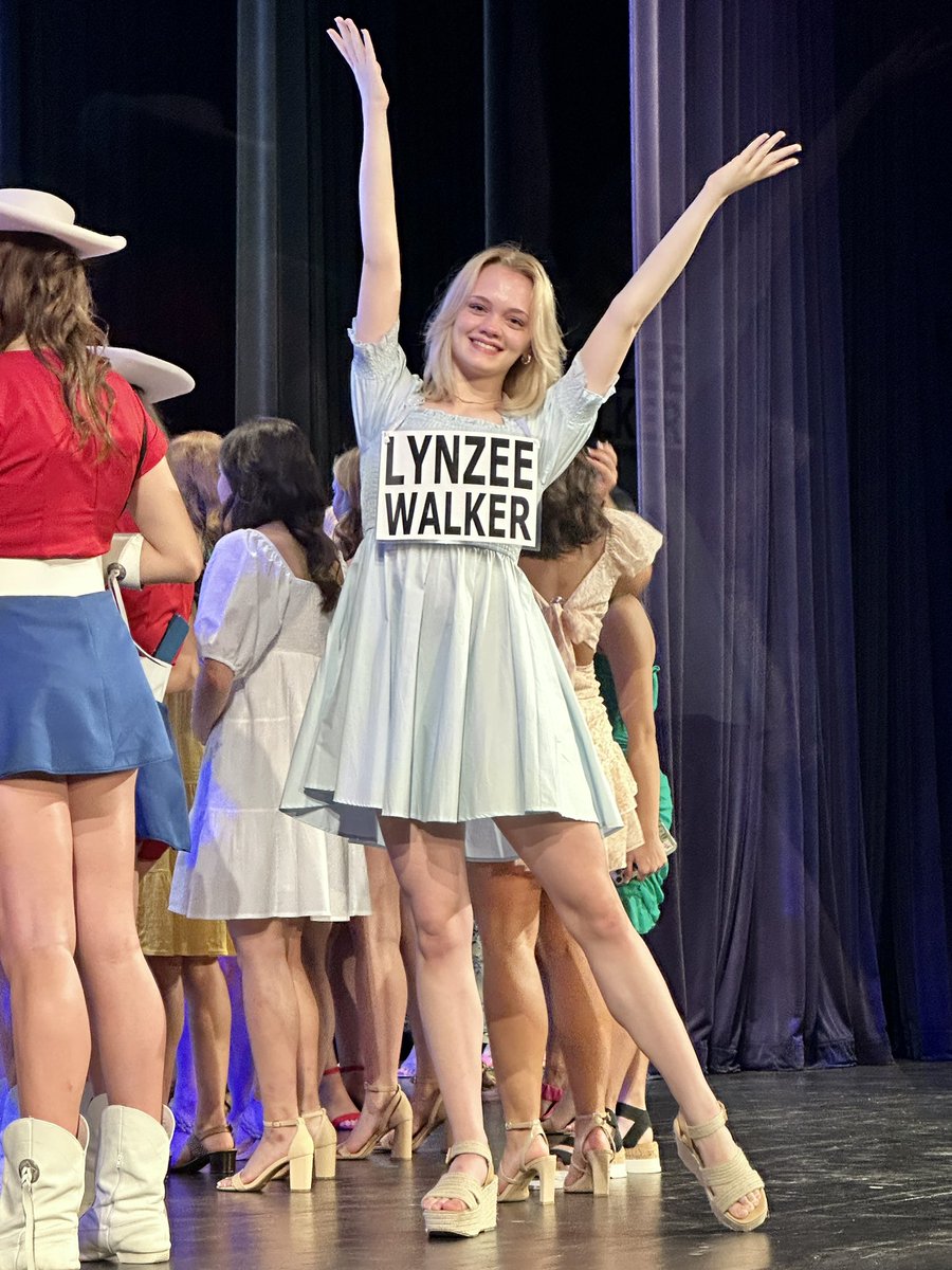 She did it!! Our former captain, Lynzee Walker, is officially part of the World Famous Rangerettes 84th line!! ❤️⭐️💙@WimberleyHS @WimberleyISD @VoiceOfTexans @TexanBand @TexanFball