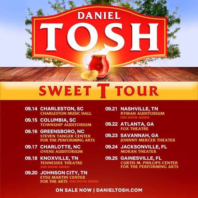 Watch daniel tosh's leaked NSFW photo on TwXstars