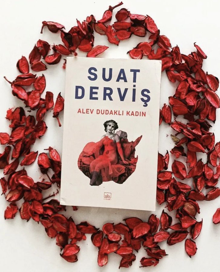 yagmursagirer's tweet photo. Onun kolları arasında bulunduğu müddetçe onu sevmediğini, sevmeyeceğini anlamış, fakat ne zaman o istese onun kolları arasında bulunmaya mahkûm olduğunu düşünerek bütün benliğimde bir isyan duymuştu. #okudumbitti @DemKitap #kitapseverlertakiplesiyor #kitapemuda #tavsiyesikitap https://t.co/kZIbnsCEl8
