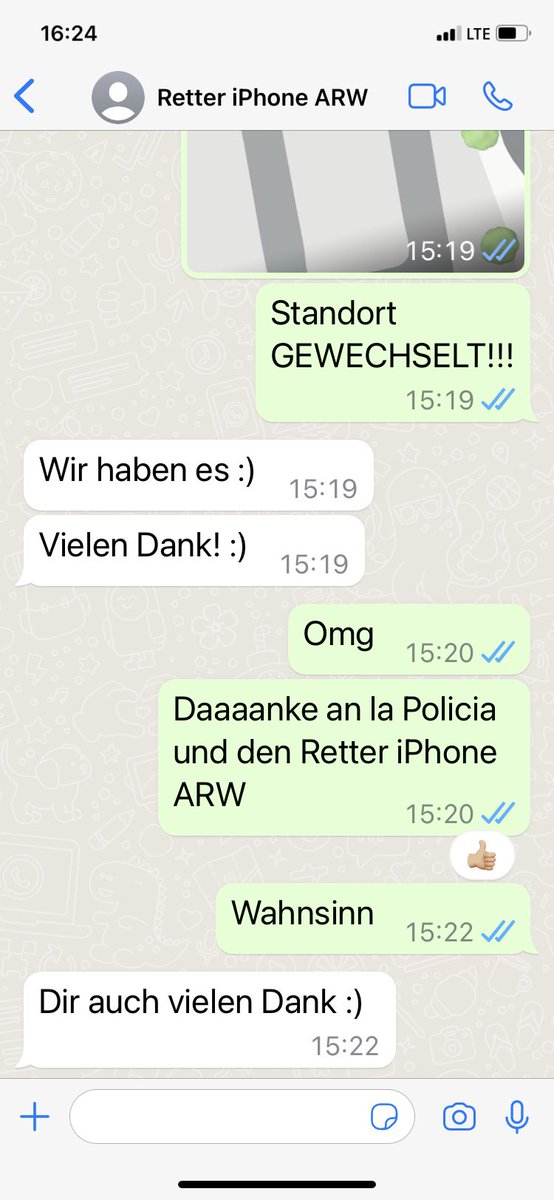 saskimami1's tweet photo. 15:22 K2 und ihr Handy sind wieder vereint. Nach nicht mal einer Stunde!!! Vielen, vielen Dank an die Polizisten der #davidswache! https://t.co/KrivcI602j