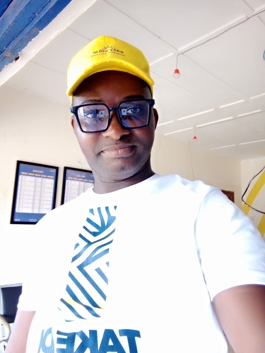 AmbOsmanSouun's tweet image. Back to work #EasySolar after the long-awaited Sierra Leone Presidential, Parliamentary and Local Council's General Elections.

Thanks to Allah for everything.

"Am proud to be an easy solar staff in Sierra Leone!"
