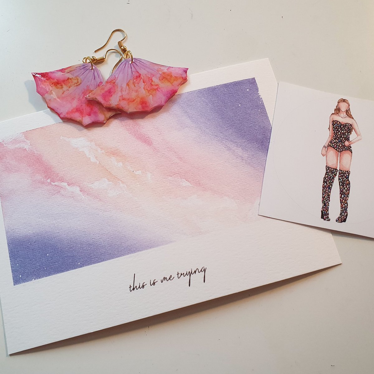 WHEW this blew up, thank you for the love 🥺 i'm gonna look into making a few pairs to add to my Etsy, but first i'm making an extra pair to give away (+prints)! just RT to enter, open to everyone everywhere!