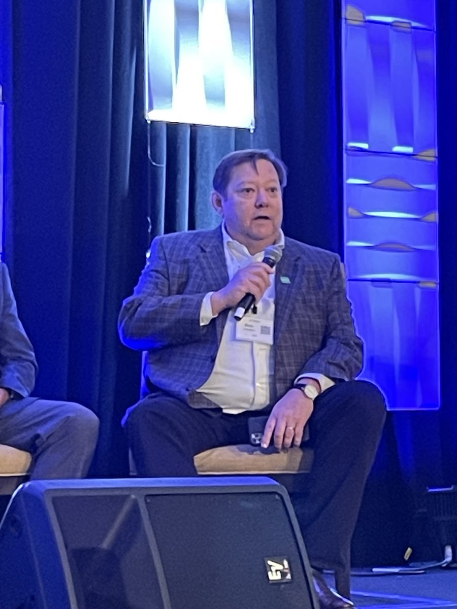 ncr_voyix's tweet image. Great session at RBR Bank Transformation Event in Charlotte. Don Layden, EVP &amp;amp; Head of Strategy shared his thoughts on the Bank Branch of the Future. 
#banking #branchtransformation