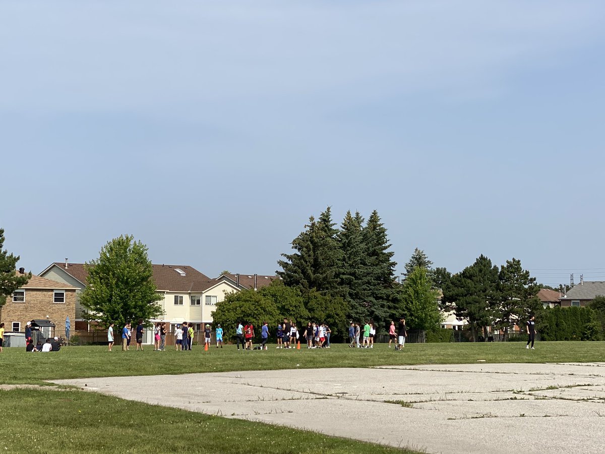 Brownridgeps tweet media