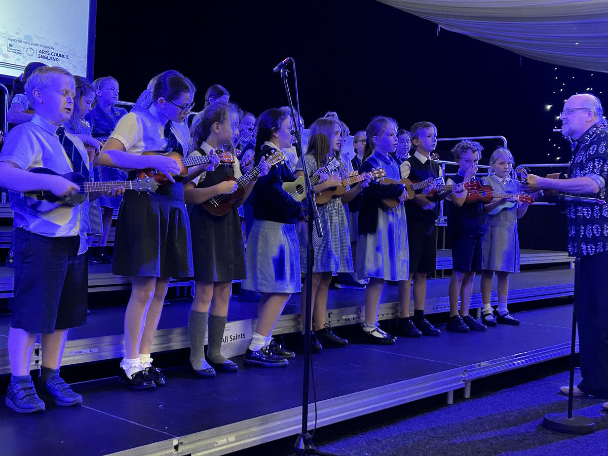 ASALeavers25's tweet photo. Y4 put on a great performance this afternoon! #ASAMusic 🎶 https://t.co/H3eSmtIgVv