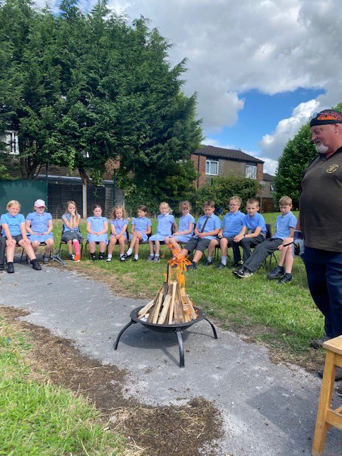 stbenedictswcps's tweet photo. Year 4 had great fun making smores today! Thank you Mr Jones for helping us build a campfire! https://t.co/hYYPxfijlp