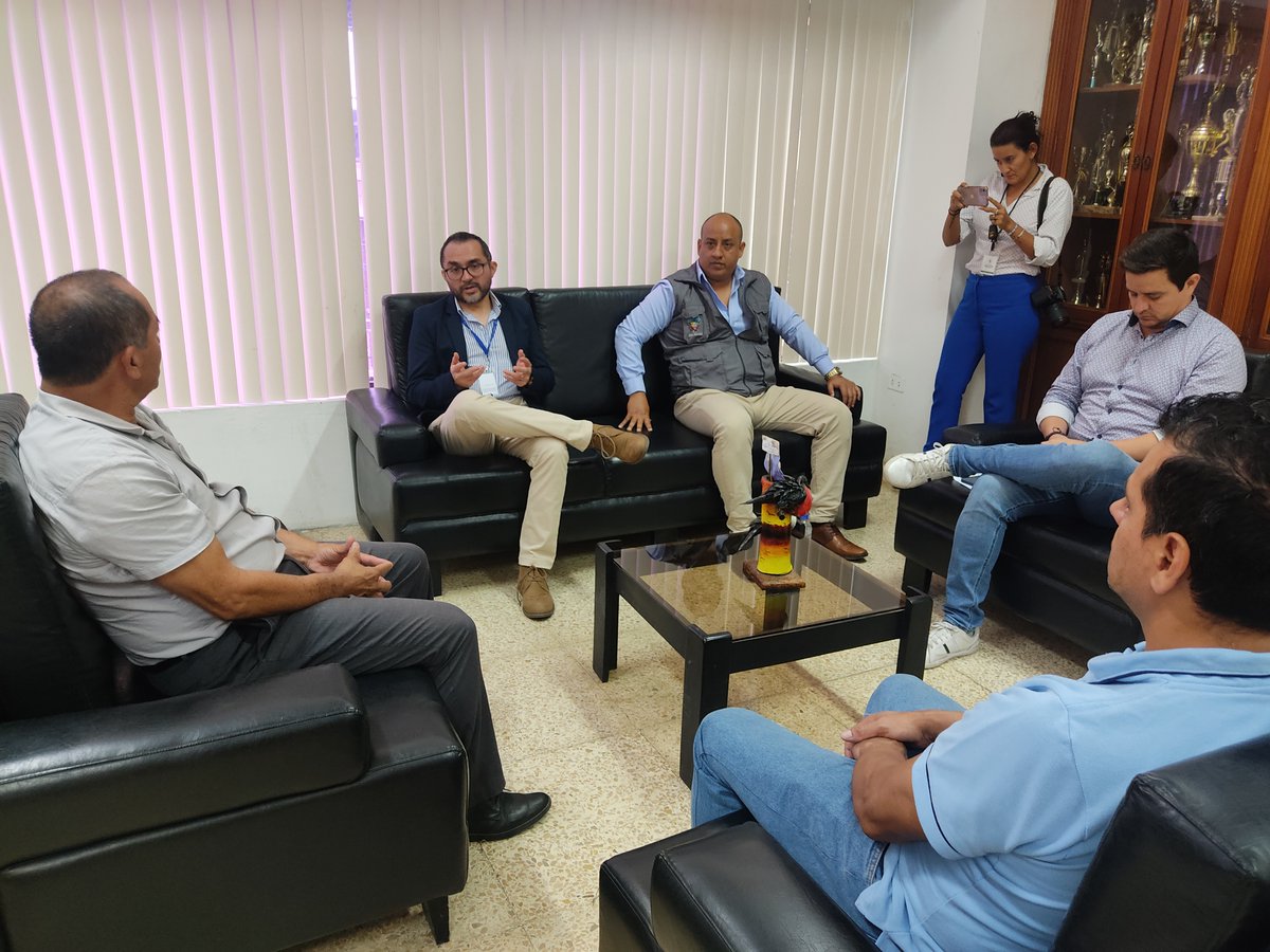 Loja CJ tweet media