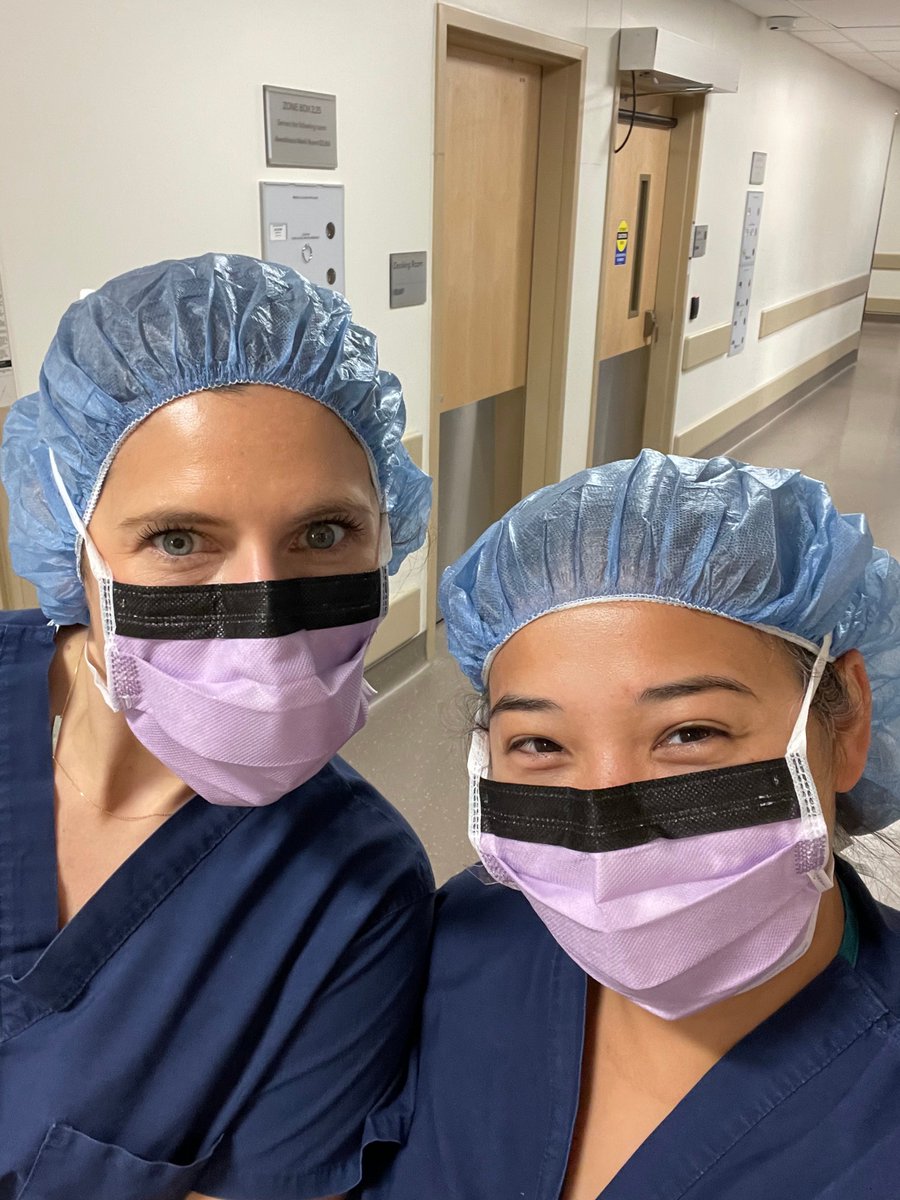 EmilyLinMD's tweet image. Last surgery of fellowship complete! ✅🤯 Huge thank you to my @UTSW_ObGyn MIGS fam for all the effort &amp;amp; work they put into teaching me these past 2 years 🥰😊 @KimberlyKho1 @DrJKShields @LChaoMD @KatieSmithMD @patrickweixmd @EmilyBWang @RileyJYoungMD + Drs. Bush and Chang 🥳