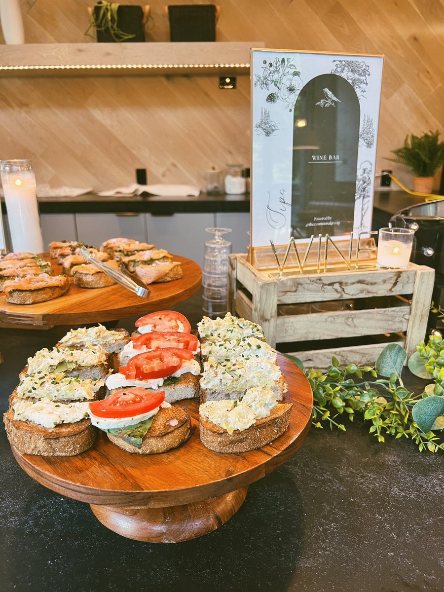 communalgroup's tweet photo. We had a BLAST at this beautiful #Wine Social.

#multifamily https://t.co/QGeJ6ikfo8