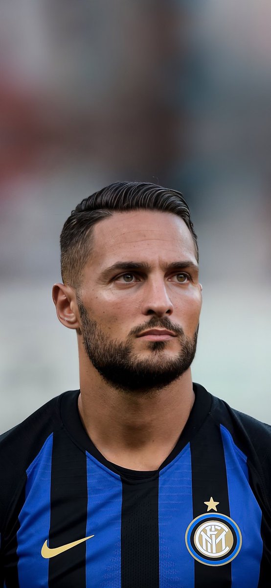 FCIMwallpapers's tweet photo. Goodbye Danilo 🖤💙
That save against Empoli will never be forgotten 👊
#DD33 #DAmbrosio #ForzaInter https://t.co/sastZs9vIU