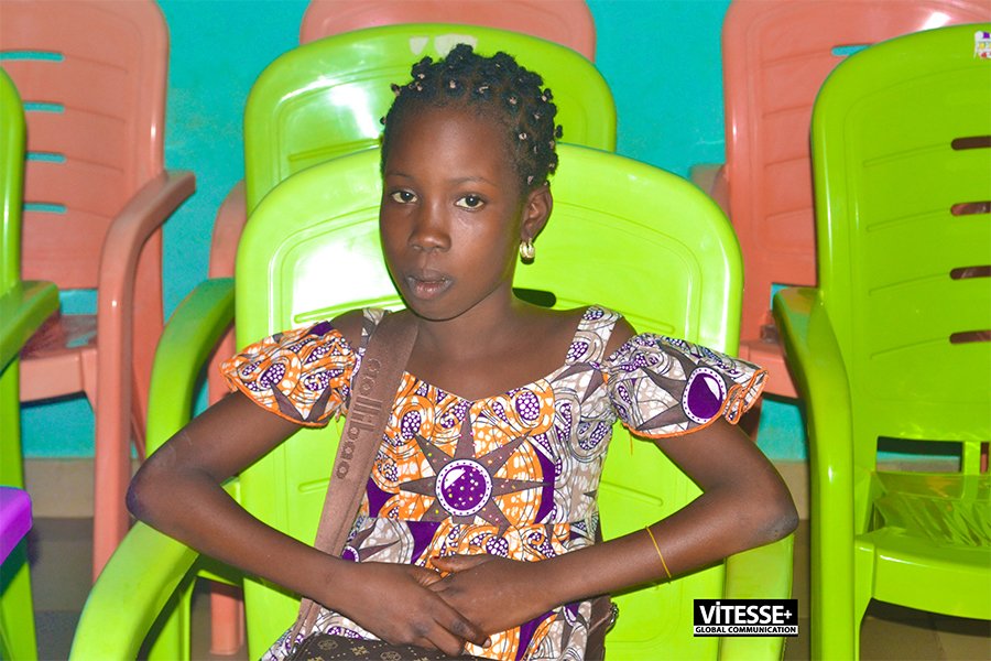 ESPPage's tweet photo. [LANCEMENT] 
Les Enfants furent émerveillés. 
Vous pouvez toujours inscrire vos Enfants.
Rejoignez-nous ! 
Inscription et renseignements : (00229) 62 61 25 53.
Merci pour la confiance ! 
#EnglishSummerProgram 
#SantaOil 
#TresorAdo
#VitessePlus
#Education
#Benin https://t.co/cQ6L6b3Tzq