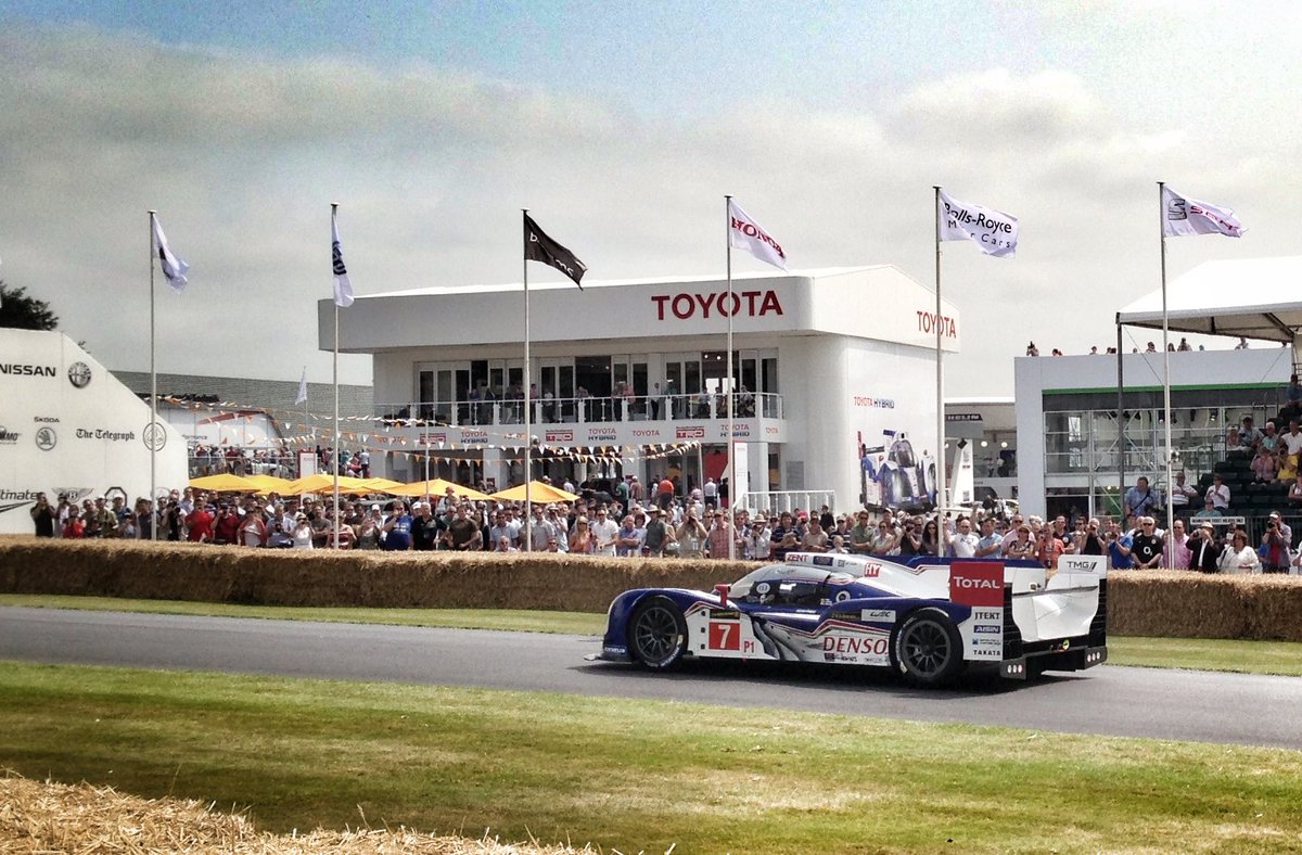 With two weeks to go to the greatest (car) show on earth - <a href="/fosgoodwood/">Goodwood FOS</a>, here’s celebrating this amazing event through the power of my iPhone photography on #NationalCameraDay 📸📱

#Cars #FoS #FoS2023 #IoT <a href="/Apple/">Apple</a> #ShotOniPhone #Apple #Photography