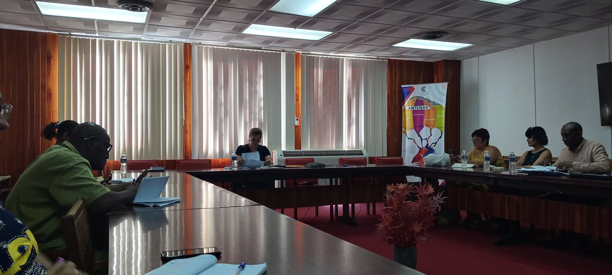 YordankaVC's tweet photo. Sesiona la reunión nacional del Sistema de Atención y Control del TPCP. Rinde cuenta la prov de Cienfuegos sobre el cumplimiento de las directivas dirigidas a la prevención y enfrentamiento al delito, la corrupción, las ilegalidades vinculadas al sector. @IpfPortal @InesMChapman https://t.co/kxyjZfl01g
